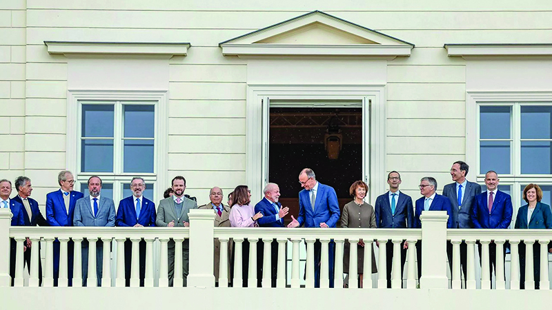 “Brasil é um dos países menos afetados pela maluquice da guerra contra o Irã”, diz Lula na Alemanha