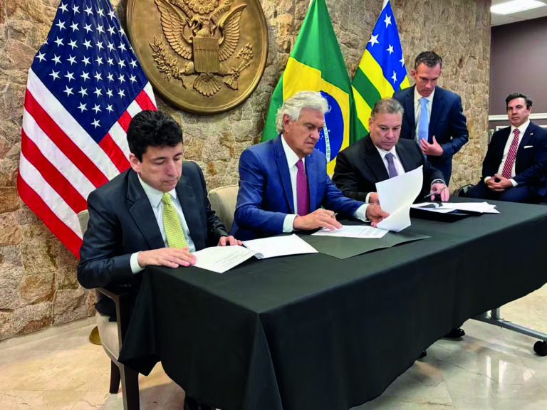 Goiás já fechou com os Estados Unidos, disse Caiado ao firmar acordo sobre terras raras