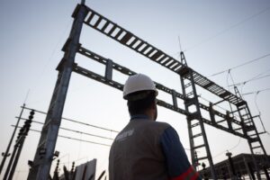 Não é só o corpo que sente: entenda como o frio impacta a rede elétrica