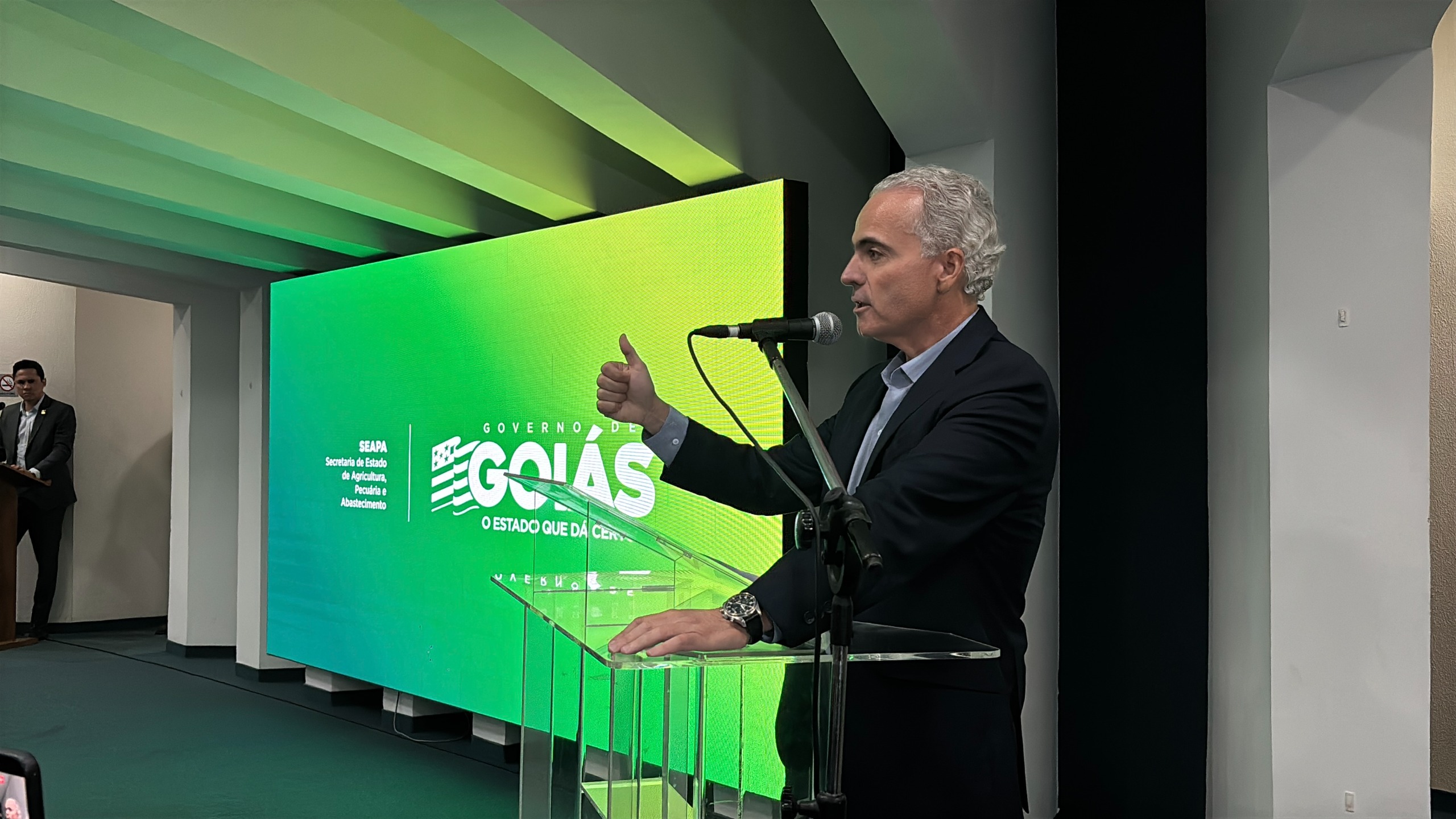 Governo de Goiás lança GTA Digital para transporte de animais