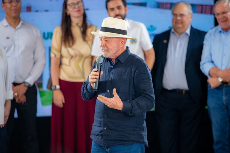 Ensino de excelência da UniRV ganha destaque com visita do Presidente ao Hospital Universitário